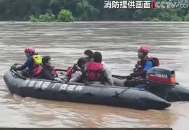 【新聞直播間】廣西桂林強降雨來襲 消防緊急轉移被困群眾