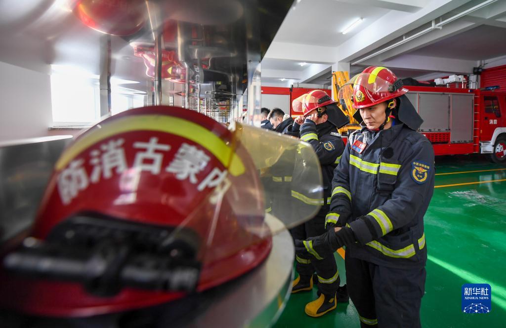 【新華社】新春走基層丨西烏珠穆沁消防守護草原安寧